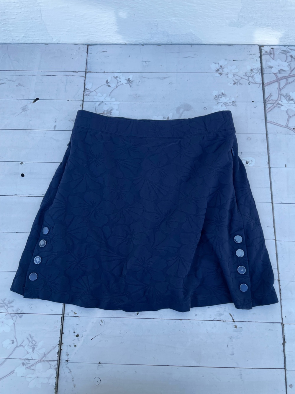 J. McLaughlin Navy Textured Floral Mini Skirt - Picture 6 of 8